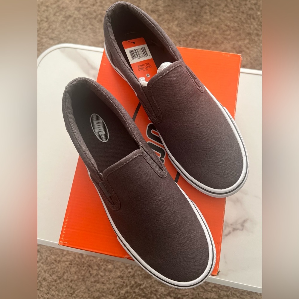 Lugz Men's Ash Grey Sammy Canvas Slip-On Sneakers Size: 8
